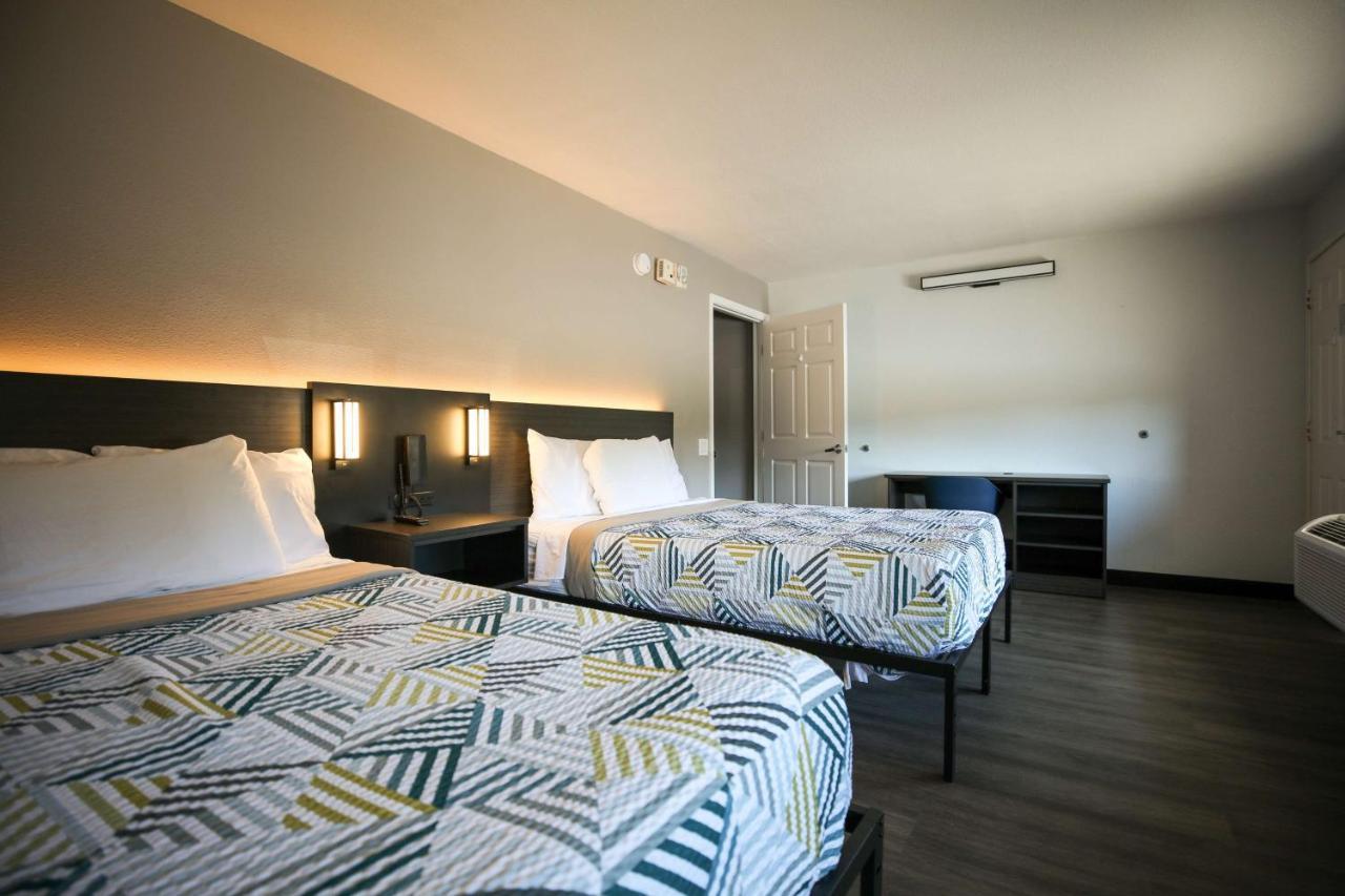 Hotel 6-sacramento, Ca - Old North Sacramento